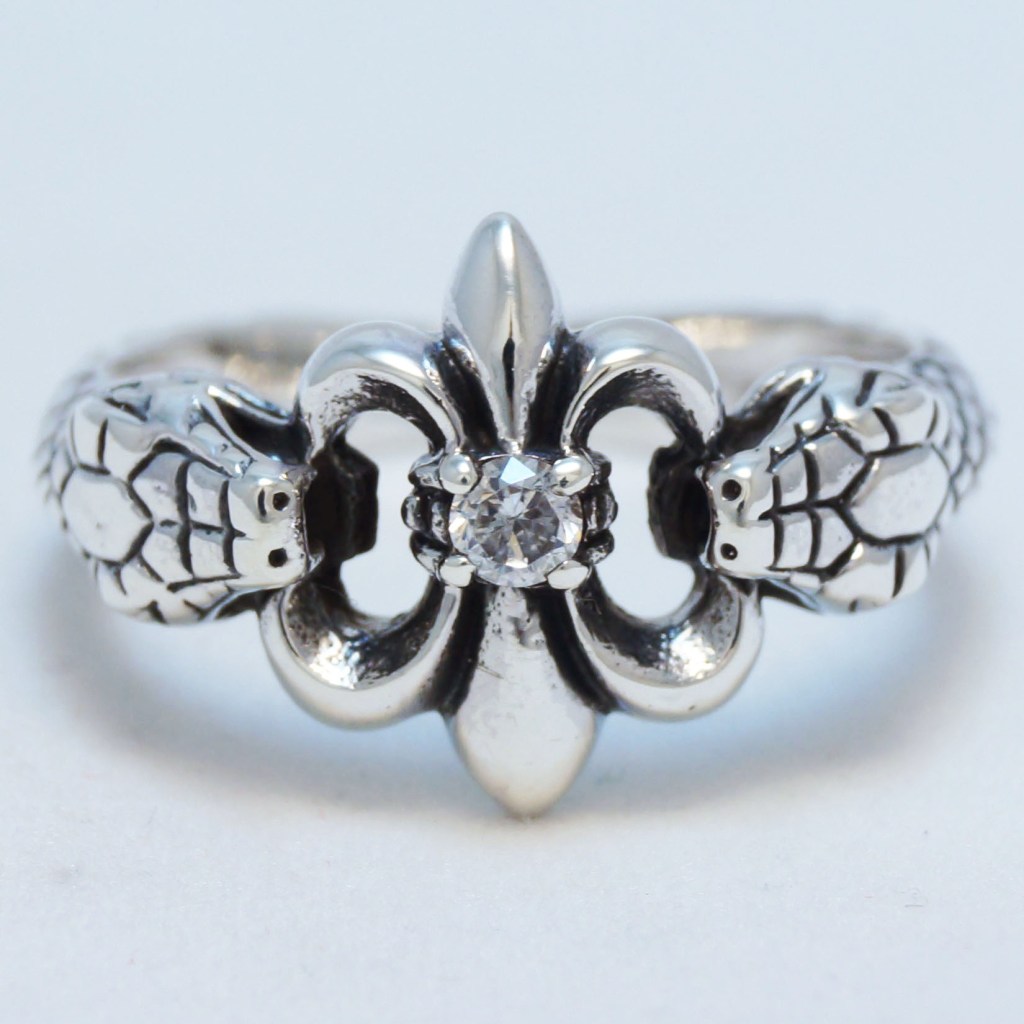 Snake Cobra Serpant Viper Fluer De Lis White CZ stone 925 Sterling Silver Ring 